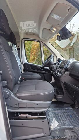 Minibus Opel Movano Mobility Airline Boden Rolli