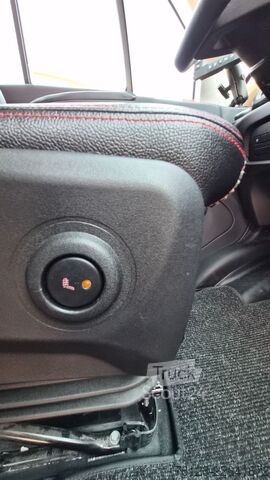 Miniautocarro IVECO 2x Daily 70 Lagerfahrzeug Ferqui Sunrise 2,5 m B
