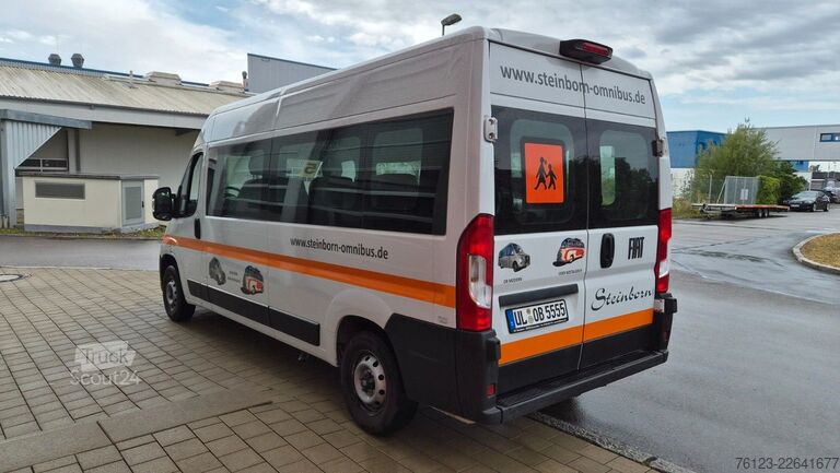 Kleinbus FIAT Ducato 9 Sitzer Mobility Airlineboden Rolli