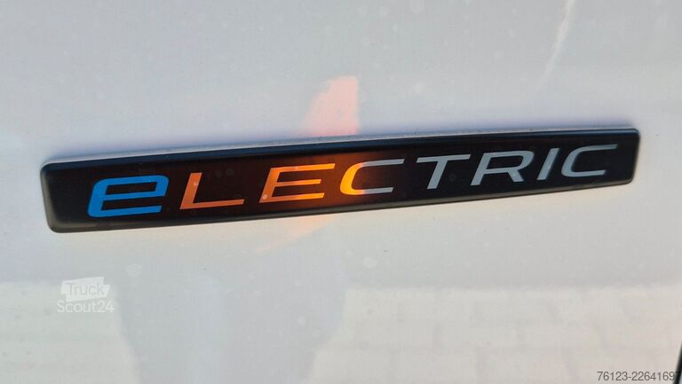 Kleinbus MERCEDES-BENZ Sprinter Elektro 9 Sitzer Bürgerbus