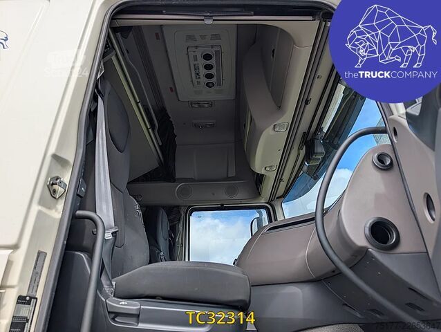 Chassi med hytt DAF XF 450