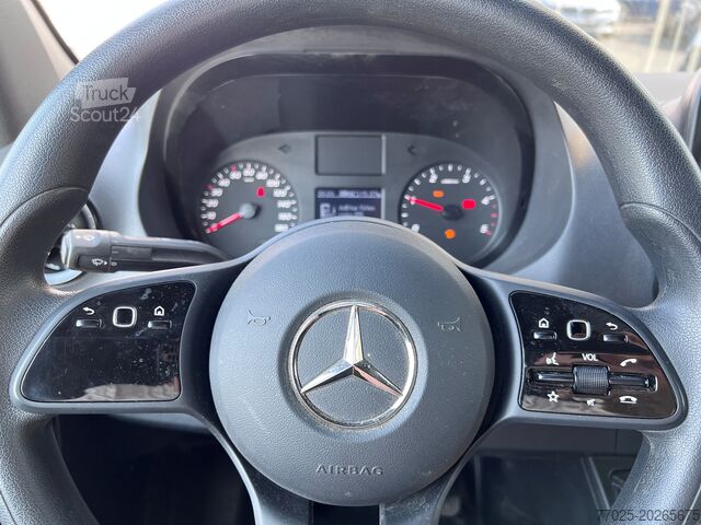 Skriňová dodávka Mercedes-Benz Sprinter 315 AHK 3,5*t Klima