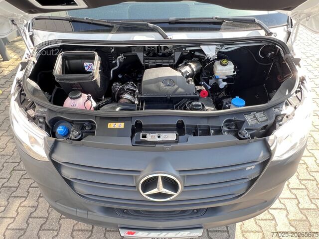 Skriňová dodávka Mercedes-Benz Sprinter 315 AHK 3,5*t Klima