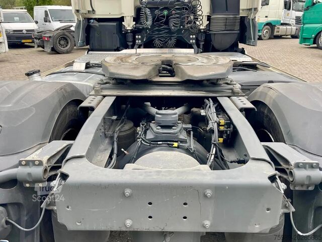 Standaard-SZM DAF XF 530 550!! PARKING AIRCO, FRIGO, FULL AIR, SU...