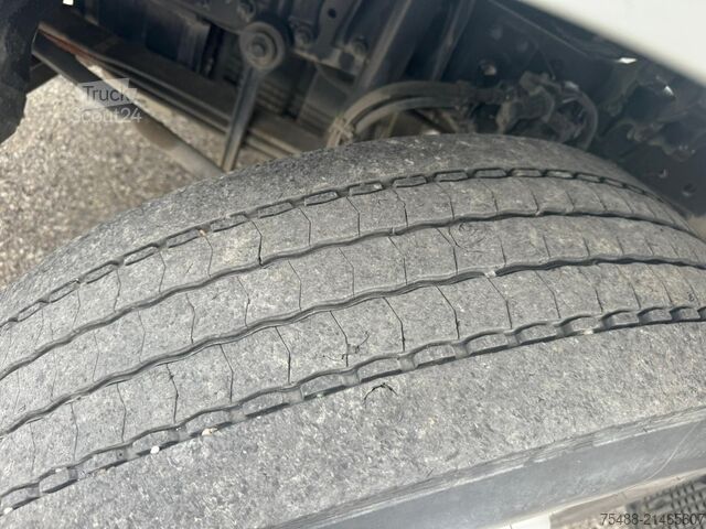 τυπική μονάδα τράκτορα Mercedes-Benz ACTROS MP III 2548