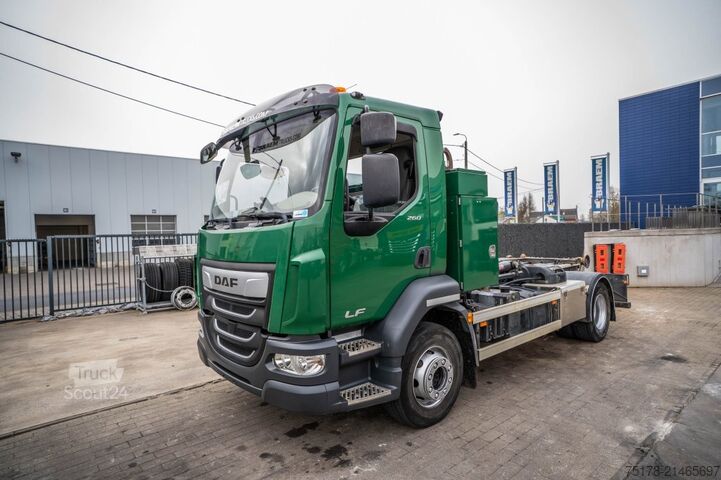 Système de bras à crochet DAF LF 260 - 47.000 KM