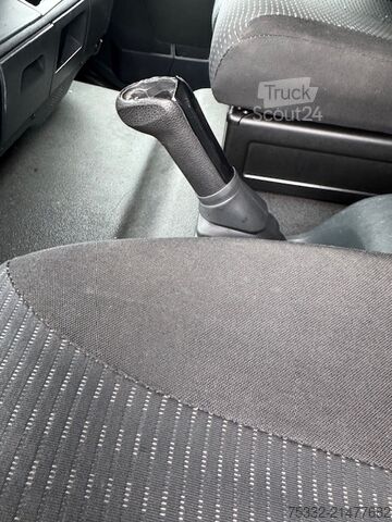 Camion caisson MAN TGL 12.220 Koffer 7m Schalter Klima Ahk