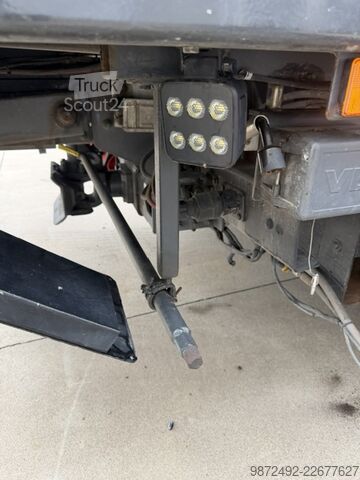Grue montée sur camion SCANIA G 410
