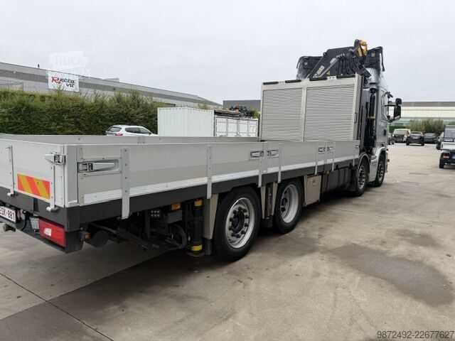 Grue montée sur camion SCANIA G 410