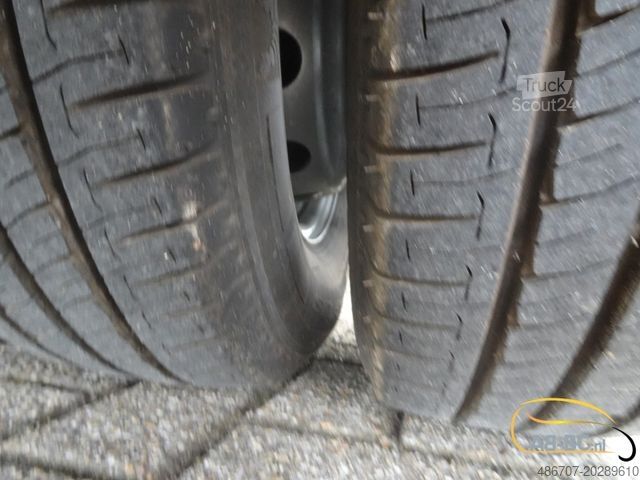Autobus za međugradski prevoz IVECO Aveuro Ambra 35 seats Euro 6 NEU