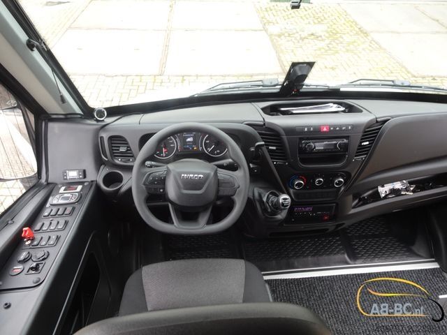 Autobus za međugradski prevoz IVECO Aveuro Ambra 35 seats Euro 6 NEU