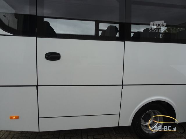 Autobus za međugradski prevoz IVECO Aveuro Ambra 35 seats Euro 6 NEU
