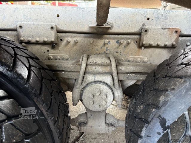 شاحنة خلاطة خرسانة MAN TGA 35.360 8X4 SCHWING Beton Mixer Spring/Spring