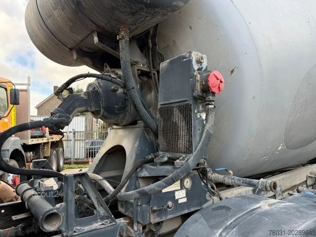 شاحنة خلاطة خرسانة MAN TGA 35.360 8X4 SCHWING Beton Mixer Spring/Spring