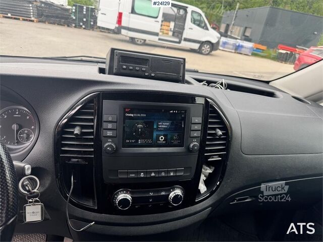 Kombi s vysokou strechou Mercedes-Benz Vito 119 CDI 4x4 Van with Tachograph