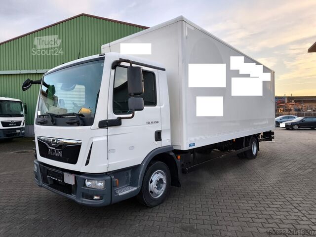 Box body MAN TGL 12.250 Koffer 3-Sitzer Euro 6 4x2 AHK LBW (48)