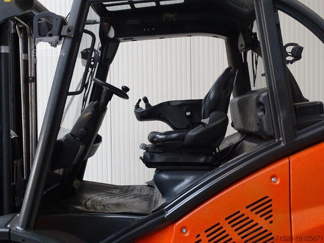 Čelný vysokozdvižný vozík Linde H50D-02 -Container-Indoor-Stapler -TRIPLEX