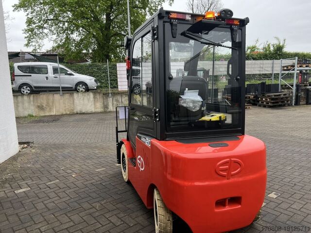 Frontgaffeltruck EP EFL201