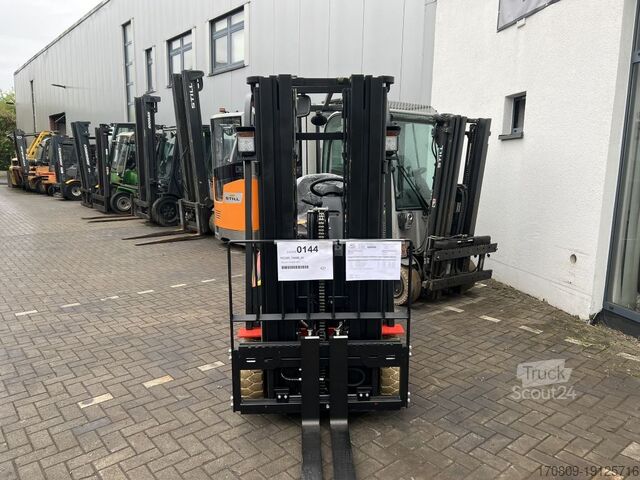 Stivuitor frontal EP TCL101