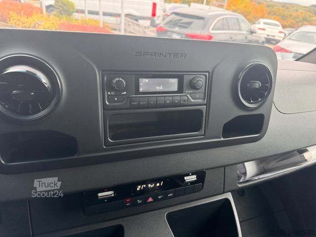 Furgon cu prelată laterală MERCEDES-BENZ Sprinter 215 CDI DoKa 9G Klima AHK SHZ