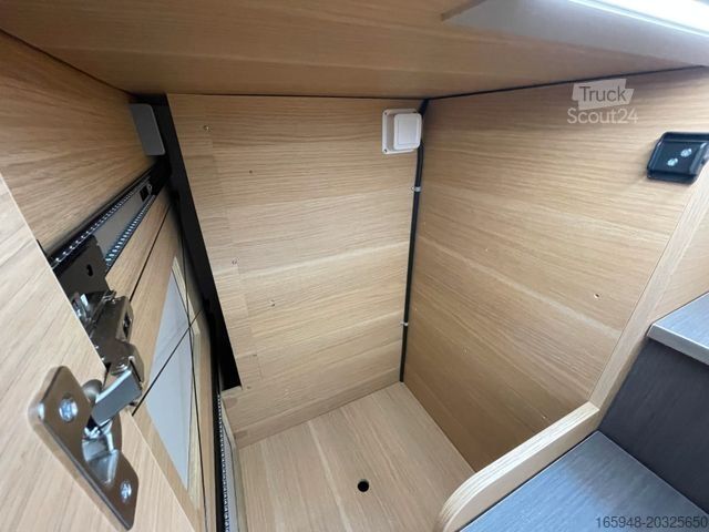 Teilintegriertes Wohnmobil ADRIA Matrix 60Y 670 SL JUBILEE *Sondermodell*