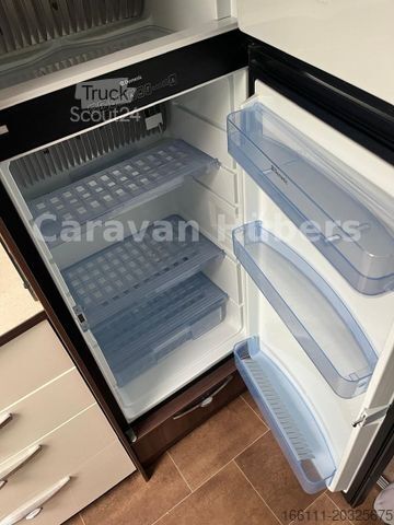 Teilintegriertes Wohnmobil BÜRSTNER Nexxo T 690 - Einzelbetten -  - Solar