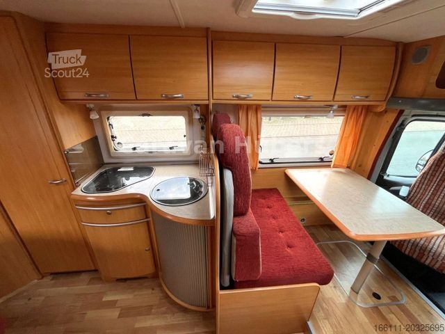 Halvintegreret autocamper LMC TI 662 - Festbett - Solar - Markise - AHK -
