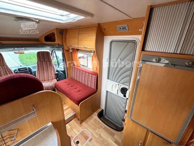 Halvintegreret autocamper LMC TI 662 - Festbett - Solar - Markise - AHK -