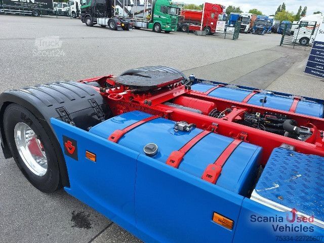 Standardni vlačilec Scania S 520 A4x2NB V8 Leder schwarz - Vollluft!!!