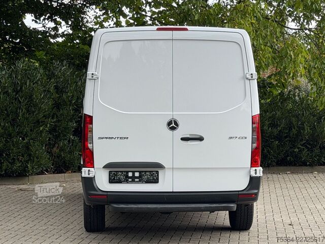Minibus MERCEDES-BENZ Sprinter 317 BlueTEC Lang 2 x Schiebetür Klima