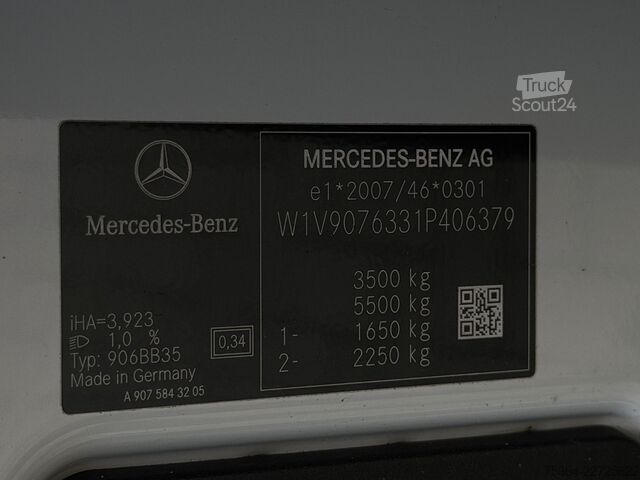Bestelwagen MERCEDES-BENZ Sprinter 317 BlueTEC Lang 2 x Schiebetür Klima