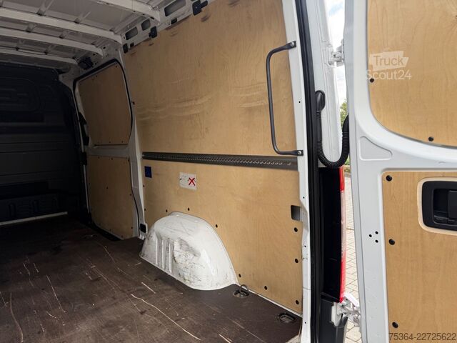 Bestelwagen MERCEDES-BENZ Sprinter 317 BlueTEC Lang 2 x Schiebetür Klima