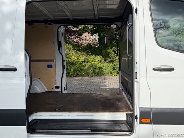Bestelwagen MERCEDES-BENZ Sprinter 317 BlueTEC Lang 2 x Schiebetür Klima