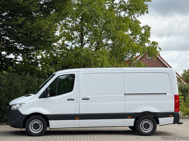 Bestelwagen MERCEDES-BENZ Sprinter 317 BlueTEC Lang 2 x Schiebetür Klima