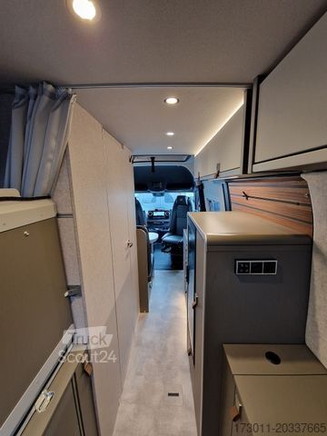 Camper van HYMER/ERIBA Grand Canyon S 700 4x4