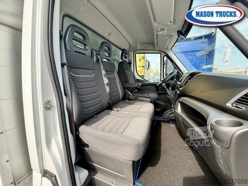 Furgão cortina de lona Iveco Daily 35c140