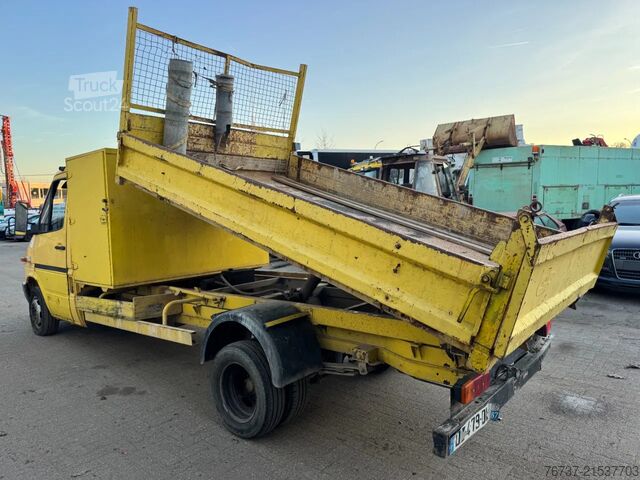 Teherautó Mercedes-Benz Sprinter **410D-5CYLINDER-MANUAL PUMP**