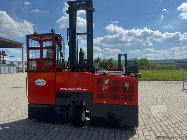 Chariot élévateur multidirectionnel Combilift C3000GST / LPG /Triplex 8300 mm/Perfect