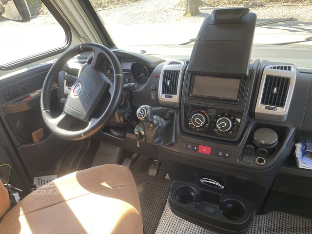 Integriertes Wohnmobil Burtsner IXEO I 728 G