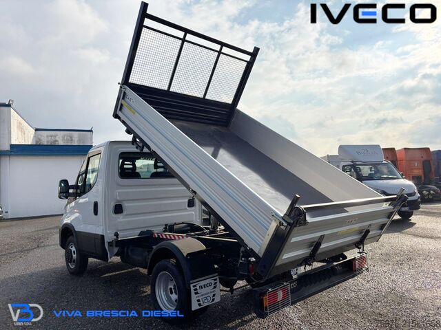 Autoutilitară basculantă Iveco Daily 35