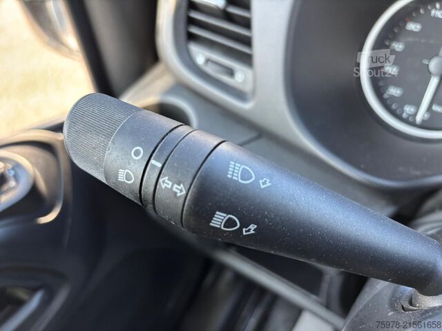 Autoutilitară basculantă Iveco Daily 35