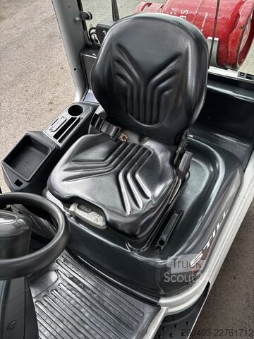 Vysokozdvižný vozík STILL RX70-25