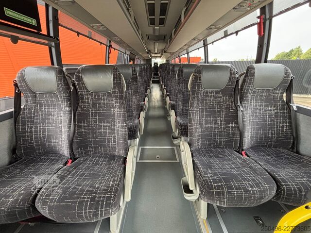 Matkailuauto Volvo B11R 9700 H 4x2 EURO 6 / AC / AUXILIARY HEATING...