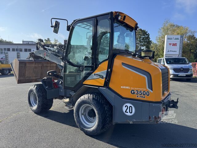 Chargeuse GIANT G3500 X-TRA