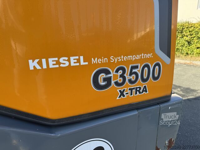 Chargeuse GIANT G3500 X-TRA