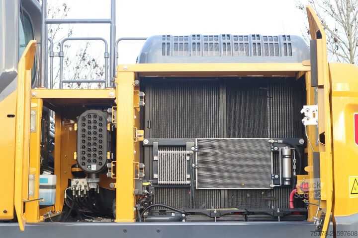 Crawler excavator XCMG XE300E | CE | CUMMINS STAGE V | EC300 | SY305 |...