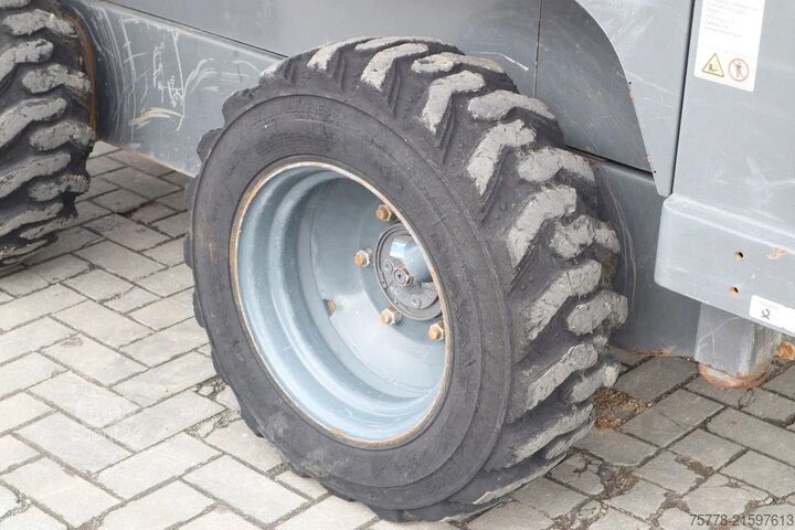 Vrtačka Sandvik COMMANDO DC130 Ri | SURFACE DRILLING RIG | REMOTE