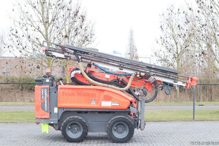 Vrtačka Sandvik COMMANDO DC130 Ri | SURFACE DRILLING RIG | REMOTE