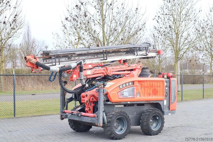 Vrtačka Sandvik COMMANDO DC130 Ri | SURFACE DRILLING RIG | REMOTE