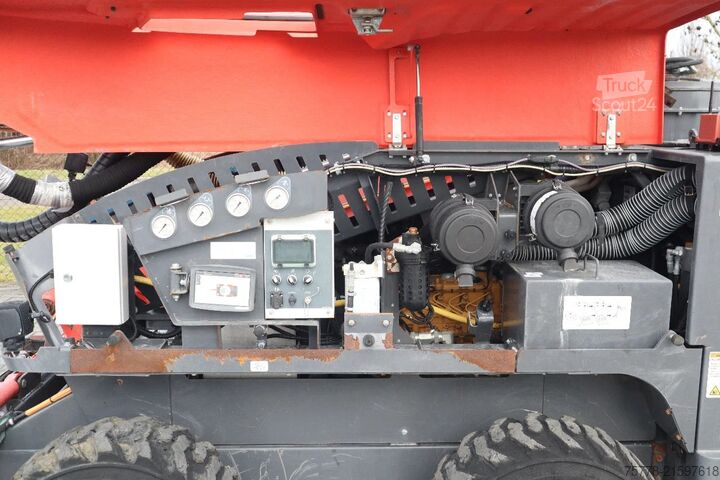 Vrtačka Sandvik COMMANDO DC130 Ri | SURFACE DRILLING RIG | REMOTE